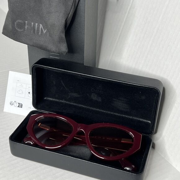 Chimi 06.3 / Veronica Beard Red  Sunglasses 53/21 NWT main image 5